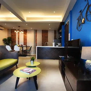 Backyard Rio Apartment