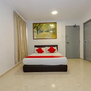 Hotel Oyo 1090 Hollitel Malacca
