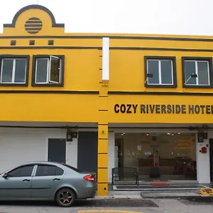 Cozy Riverside 酒店 *