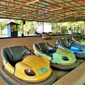 Water Themepark Free Wifi Apartment Malacca