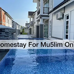 Villa De France Pool Mu5lim Only Malacca