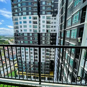 Novo 8 Premium By I Housing Apartment *