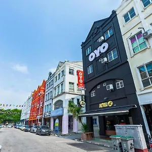 Hotel Super Oyo 44032 Zzz 2*