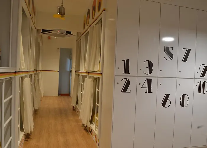 Dormitory Room Mixed