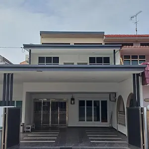 Holiday home Homely Taman Seaview *