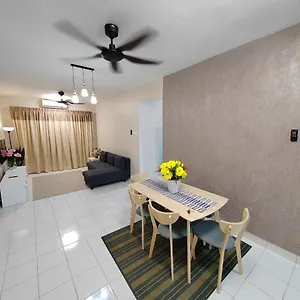 Zanayra * Malacca