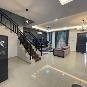 Holiday home D'lora Malacca