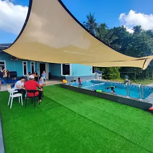 Mikayla Pool Gadek, Alor Gajah * Malacca
