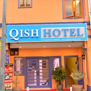 Qish Hotel