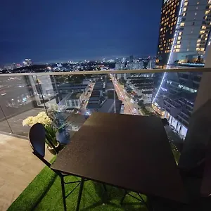 ホームステイ Imperio By Enm Group Malacca
