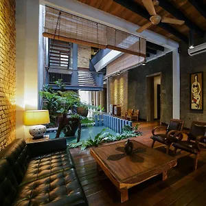 1825 Gallery Malacca