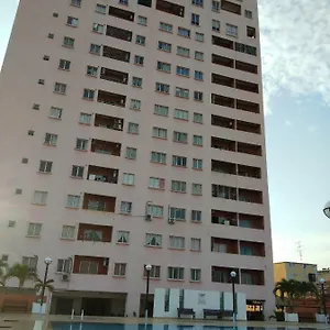 Plaza Raya Apartment *
