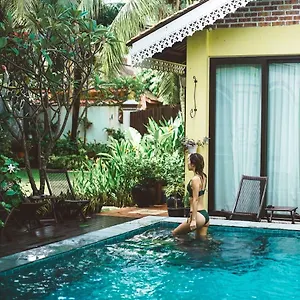 Casugria Dutch 1810 Bed & Breakfast *