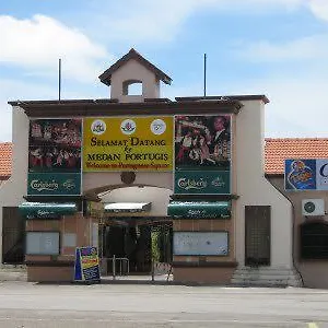 Lisbon Hotel 3*
