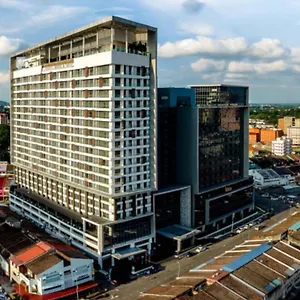 The Straits By Perfect Host Hotel apartamentowy