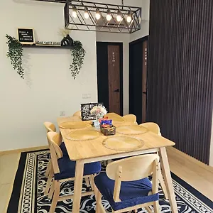 Mutiara Condominium,pantai Puteri Apartment